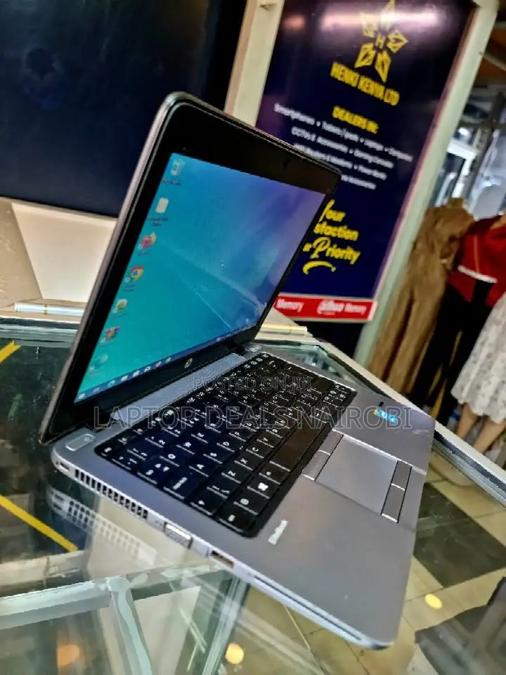 Laptop HP EliteBook 820 G1 8GB Intel Core I5 SSD 256GB