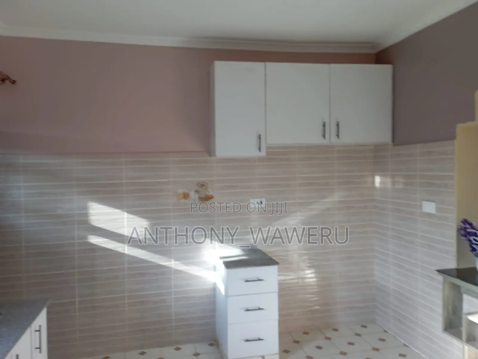 3bdrm Bungalow in Tola-Ngoigwa, Witeithie for sale