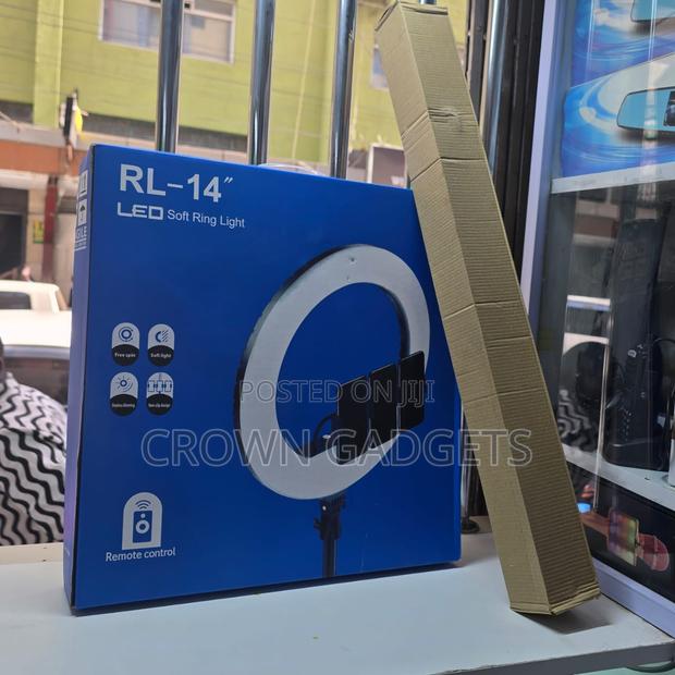 Rl-14 Makeup Ring Light – Adjustable Stand Included - main view
