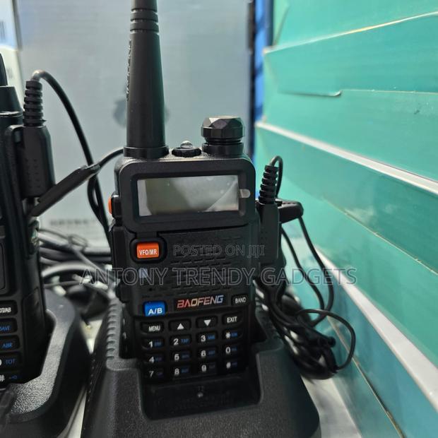 Baofeng Uv5r – Rechargeable Vhf/Uhf Fm Transceiver - main view