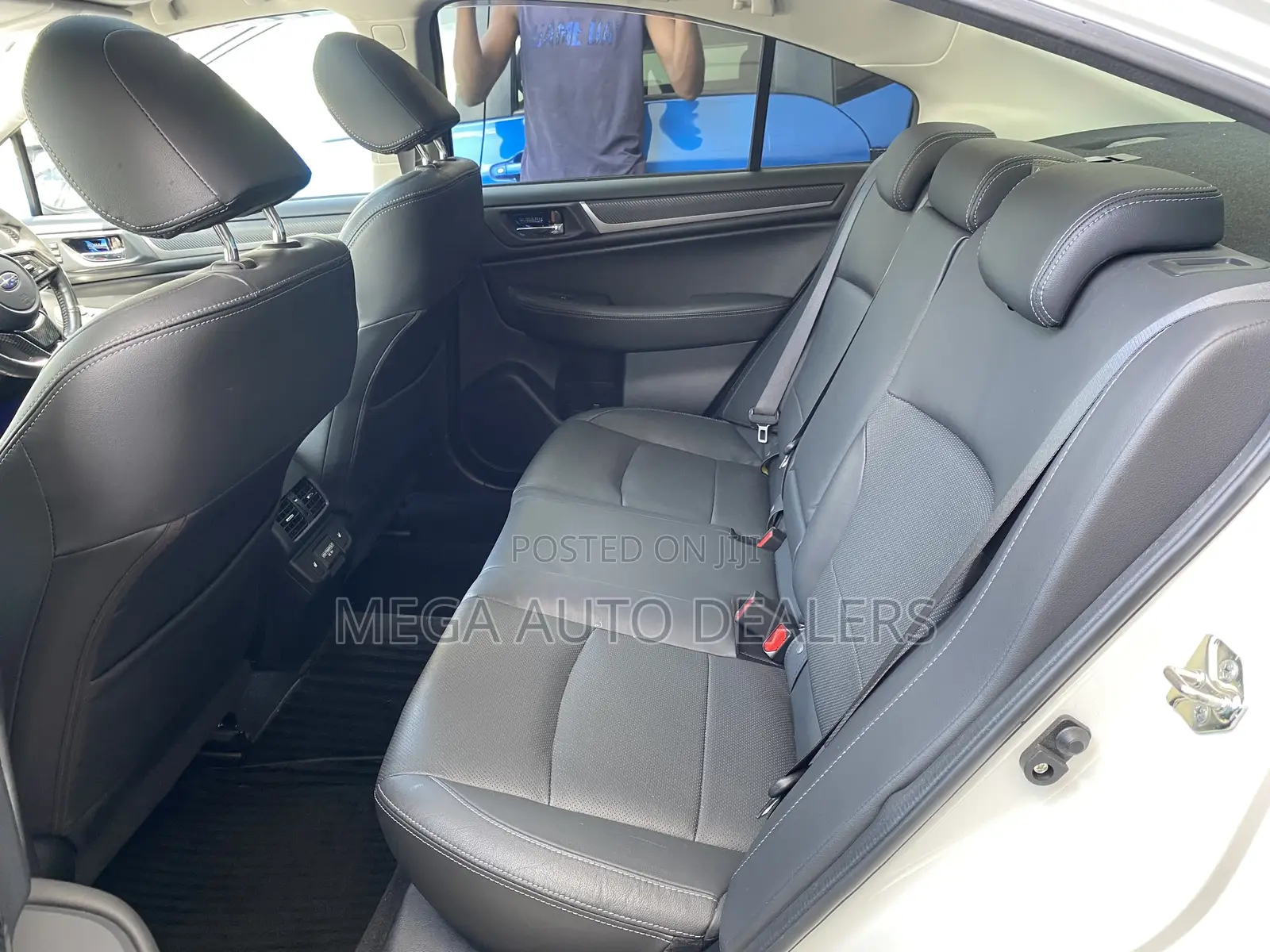 Subaru Legacy 2018 Off white