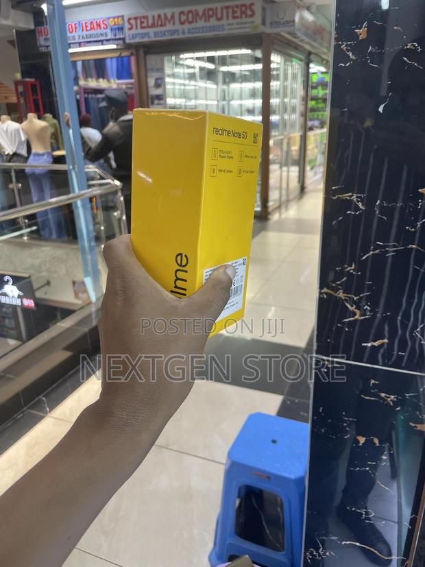 New Realme Note 50 256 GB Gold - thumbnail 3