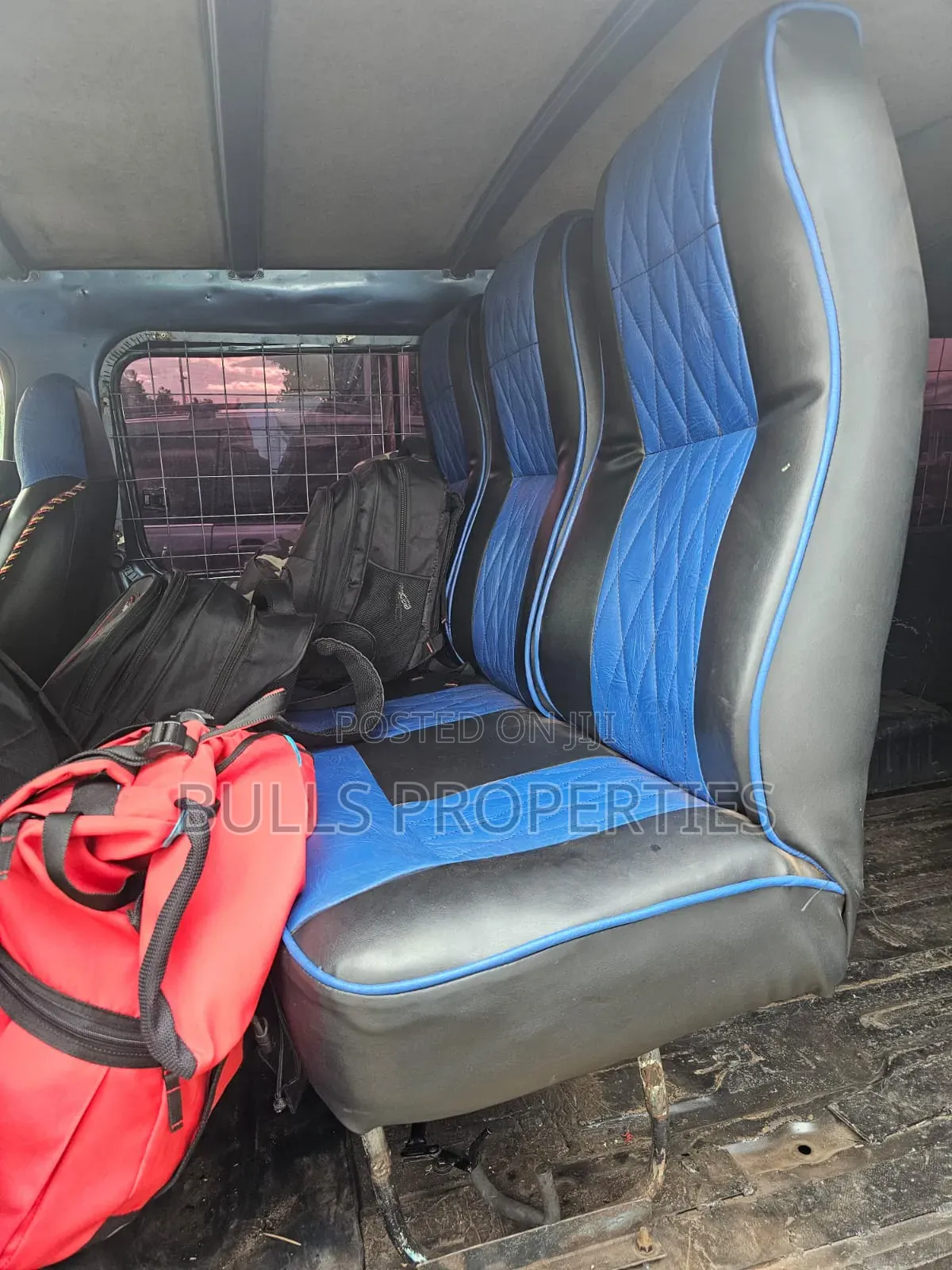 Nissan Caravan (Urvan) 2007 Blue