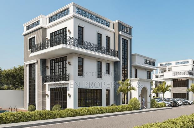 5bdrm Villa in Lavington for sale