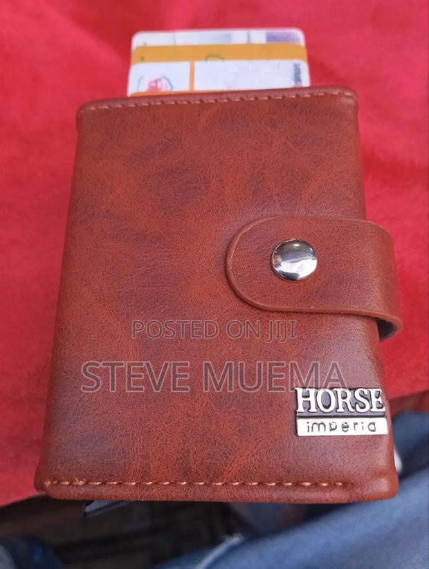 Pop Up Cardholder With Wallet. - thumbnail 2