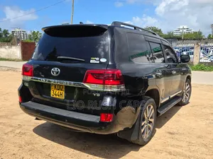Toyota Land Cruiser 2017 Black
