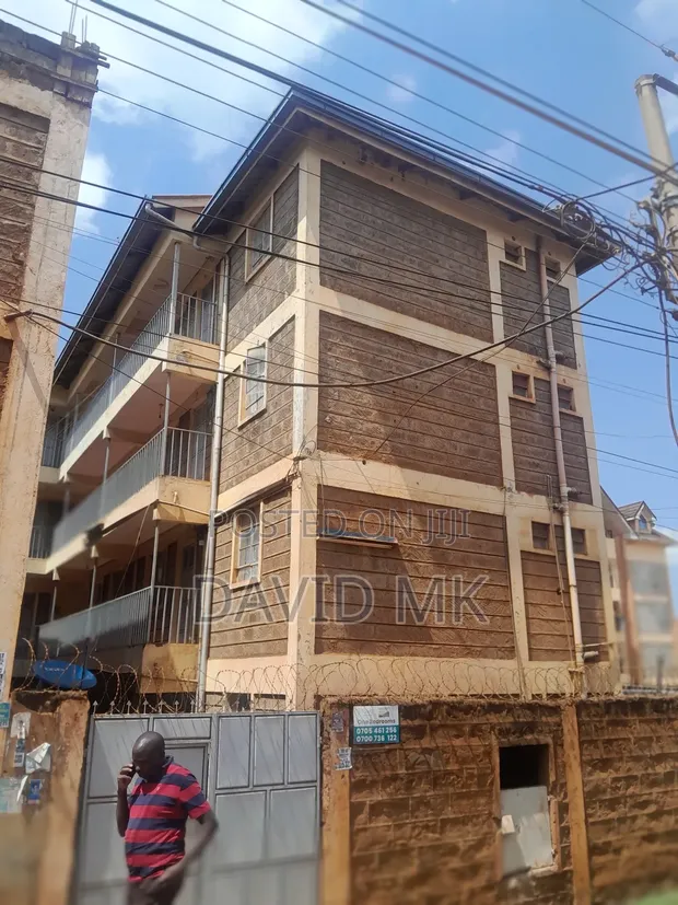 12bdrm Block of Flats in Quick Matt Area, Ruaka for sale