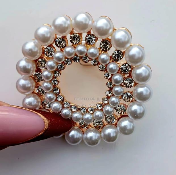 Fancy Brooches - thumbnail 3