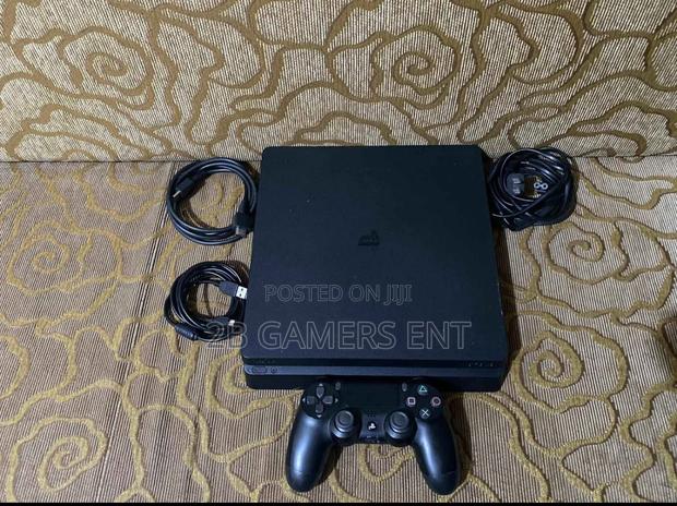 Slim and Cables (Ps4)+ 1 Pad - thumbnail 3
