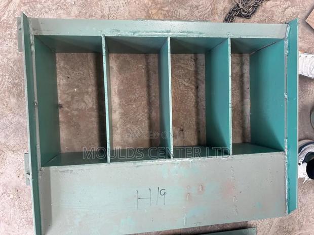 Block Machine Moulds - thumbnail 2