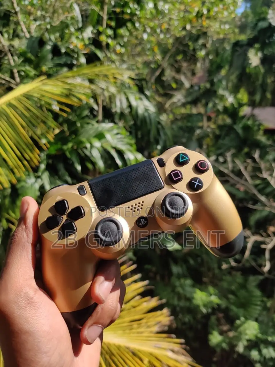 Slim Ps4, 2 Pads Perfect Conditions