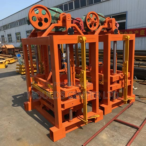 Cabro Block Machine - thumbnail 3