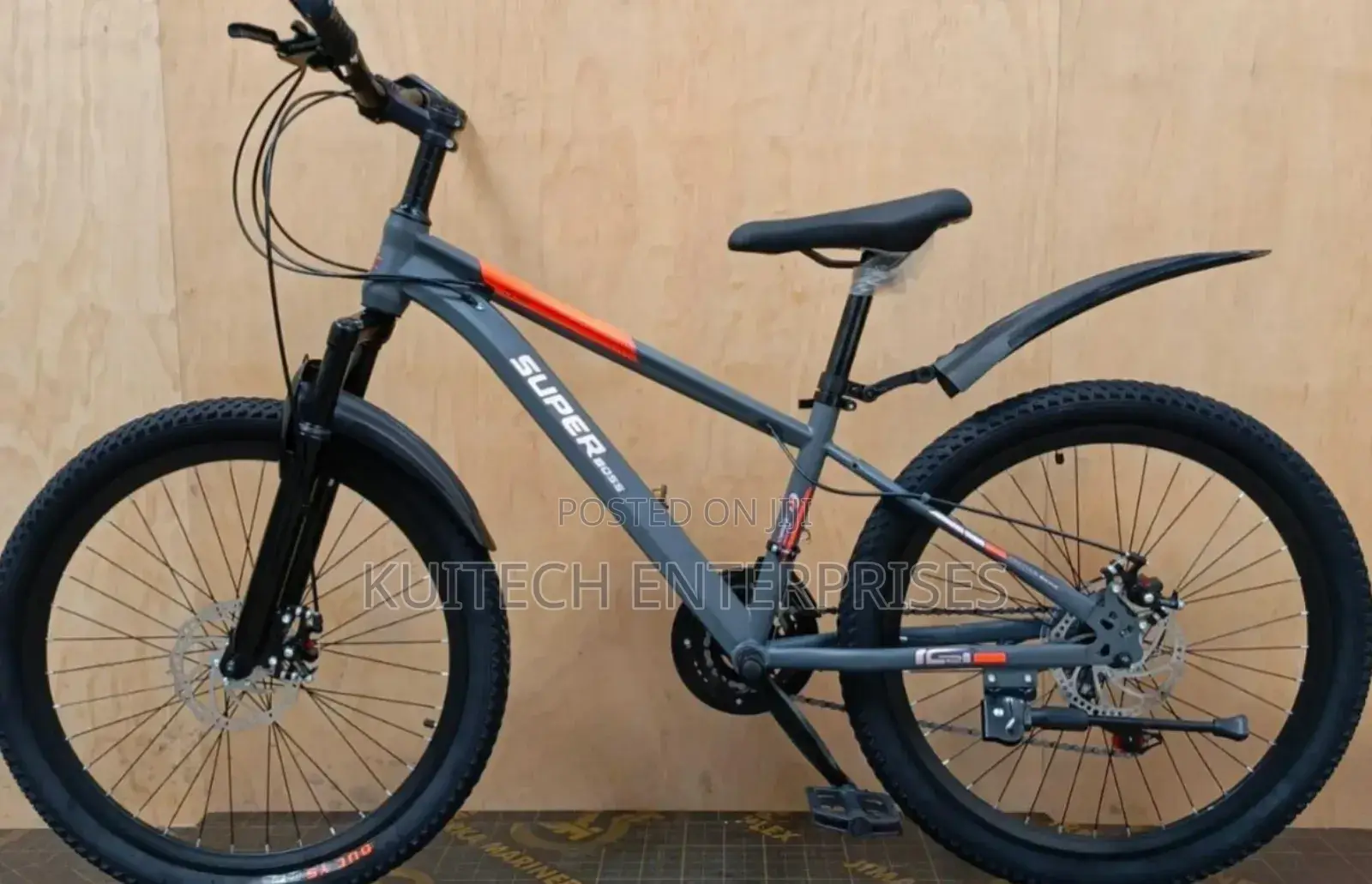 Mountain Bike Size 24 Superboss/ Mountain Bike