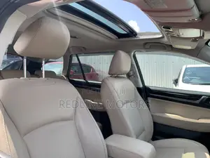 Subaru Outback 2.5i Premium AWD 2018 Green