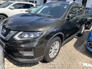 Nissan X-Trail 2.0 Hybrid FWD 2018 Green
