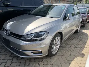 Volkswagen Golf TSI S FWD 2018 Silver