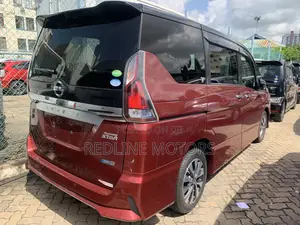 Nissan Serena 2018 Red