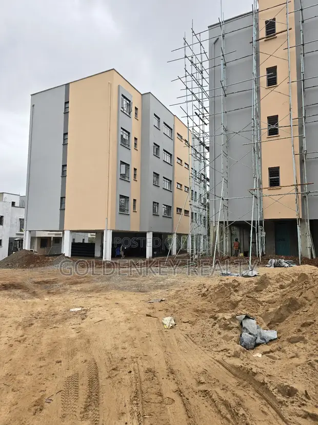 3bdrm Apartment in Mlolongo for sale