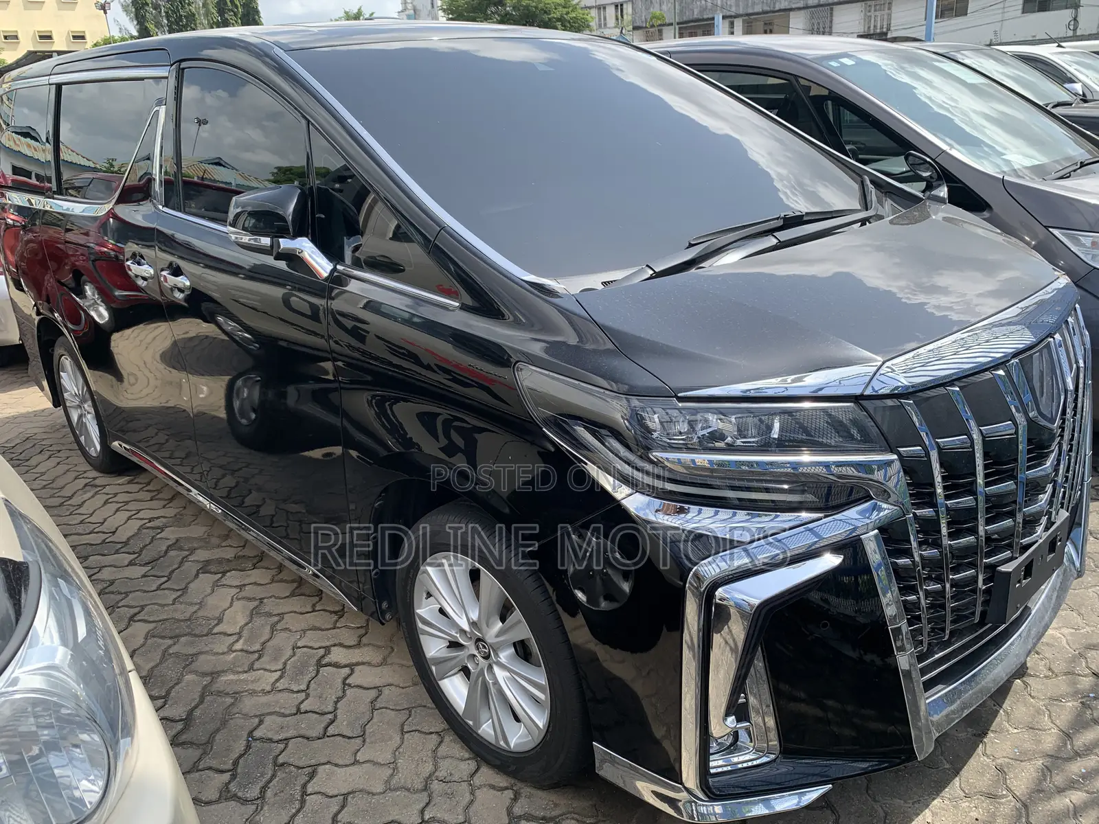 Toyota Alphard 2.5 Petrol AWD 2018 Black