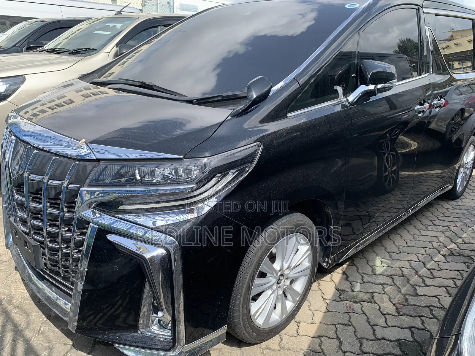 Toyota Alphard 2.5 Petrol AWD 2018 Black