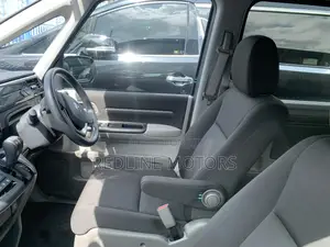 Honda Stepwgn 2018 Gray