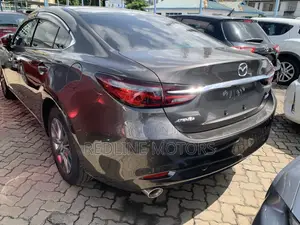 Mazda Atenza 2018 Ivory