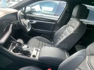 Volkswagen Touareg 2019 Gray