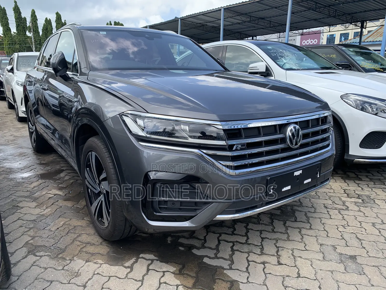 Volkswagen Touareg 2019 Gray
