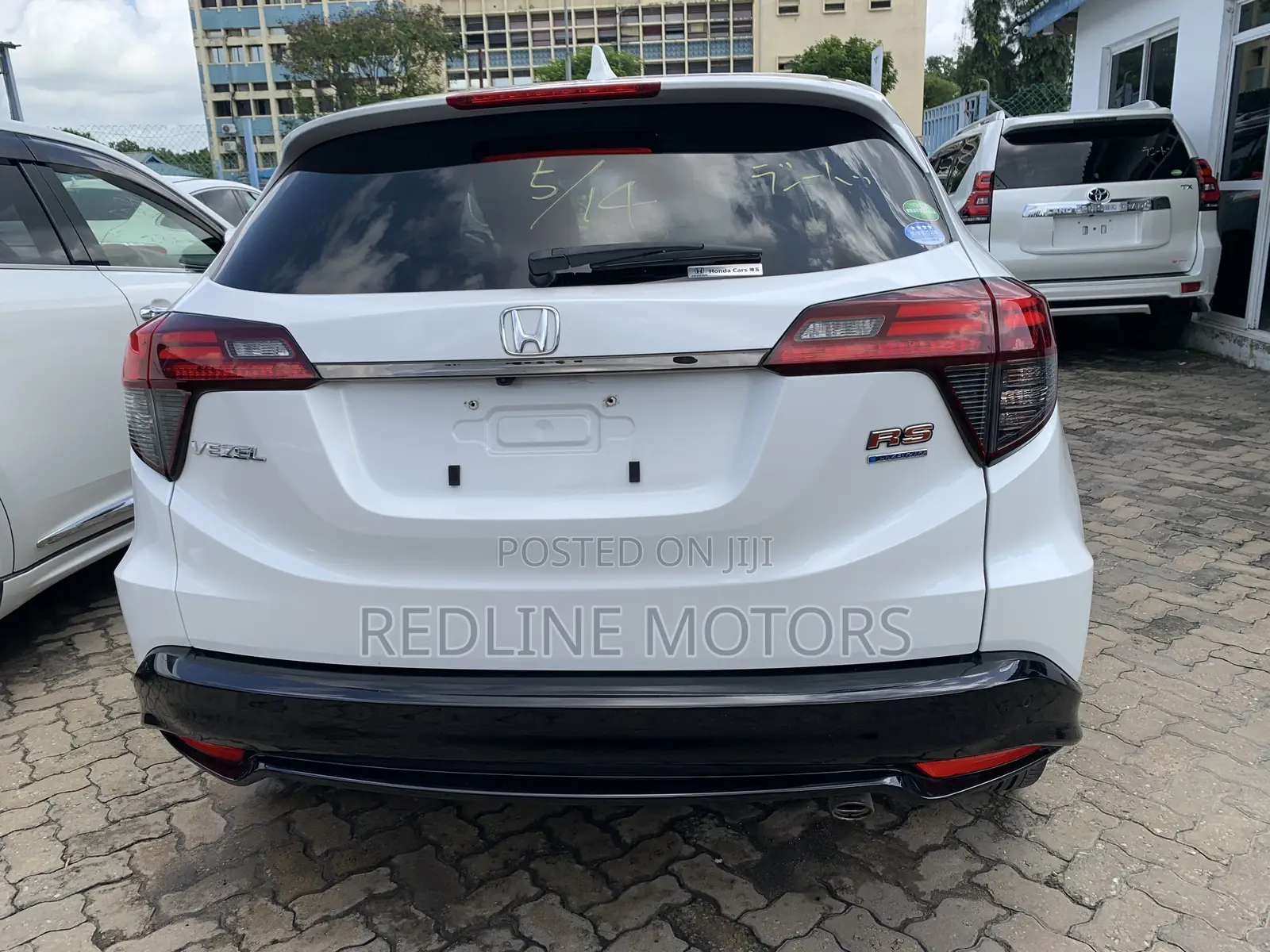 Honda Vezel 1.5 Hybrid 4WD 2018 Pearl