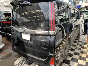 Toyota Voxy 2018 Black
