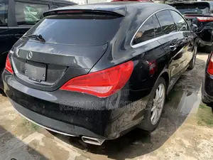 Mercedes-Benz CLA-Class CLA 180 Wagon 2017 Black