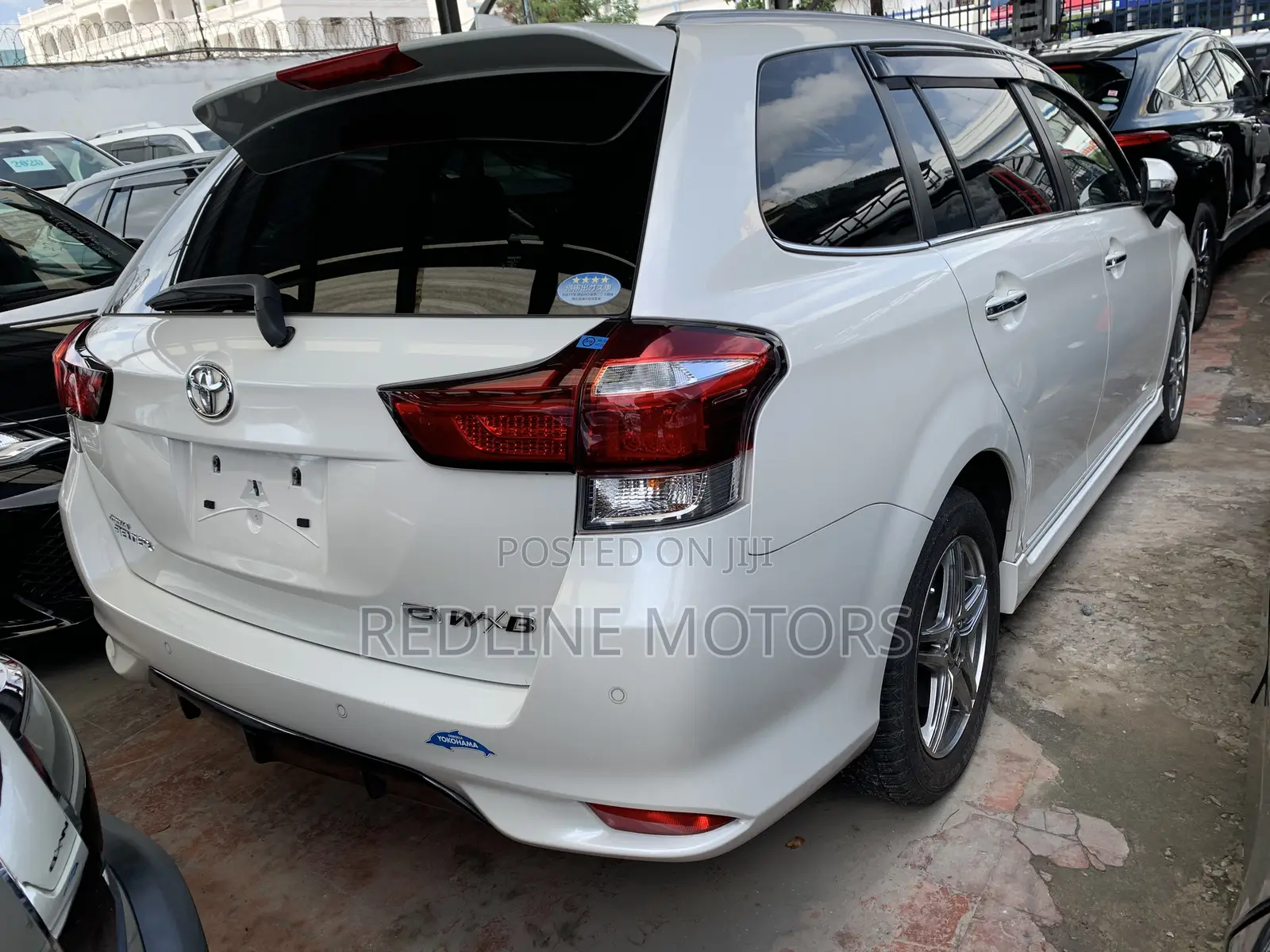 Toyota Corolla Fielder 1.5 Petrol AWD 2018 Pearl