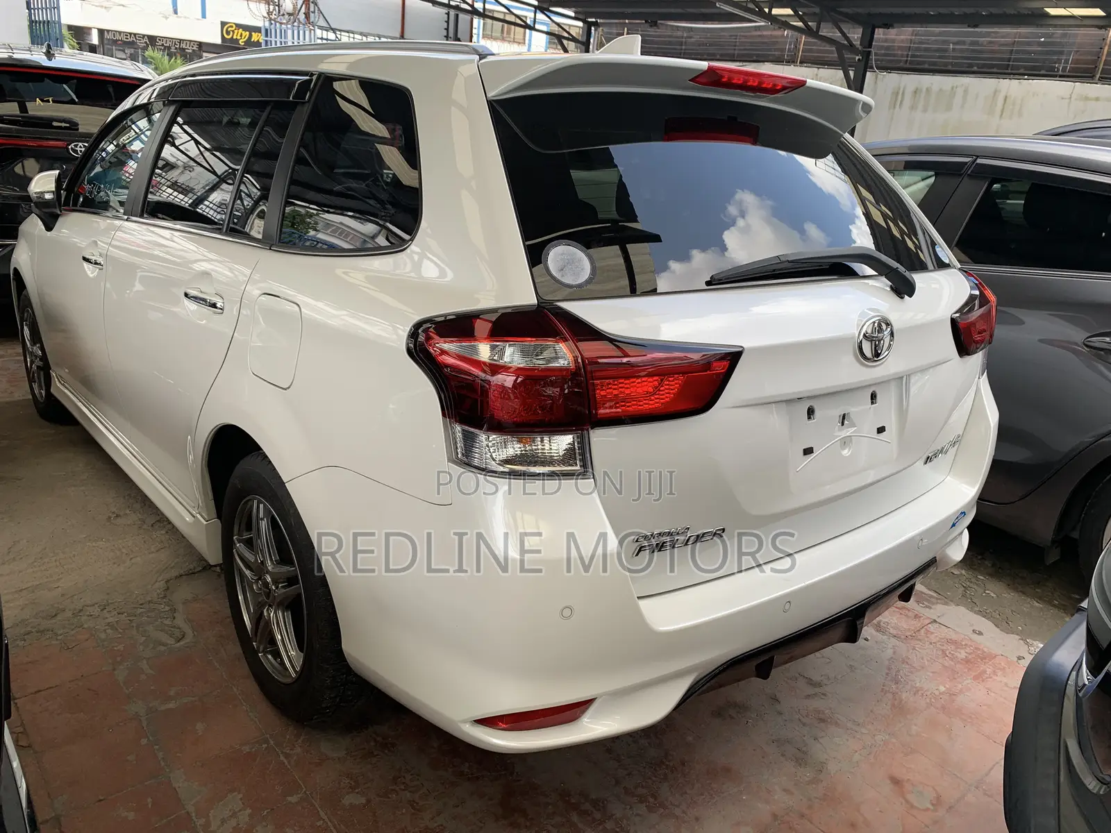 Toyota Corolla Fielder 1.5 Petrol AWD 2018 Pearl