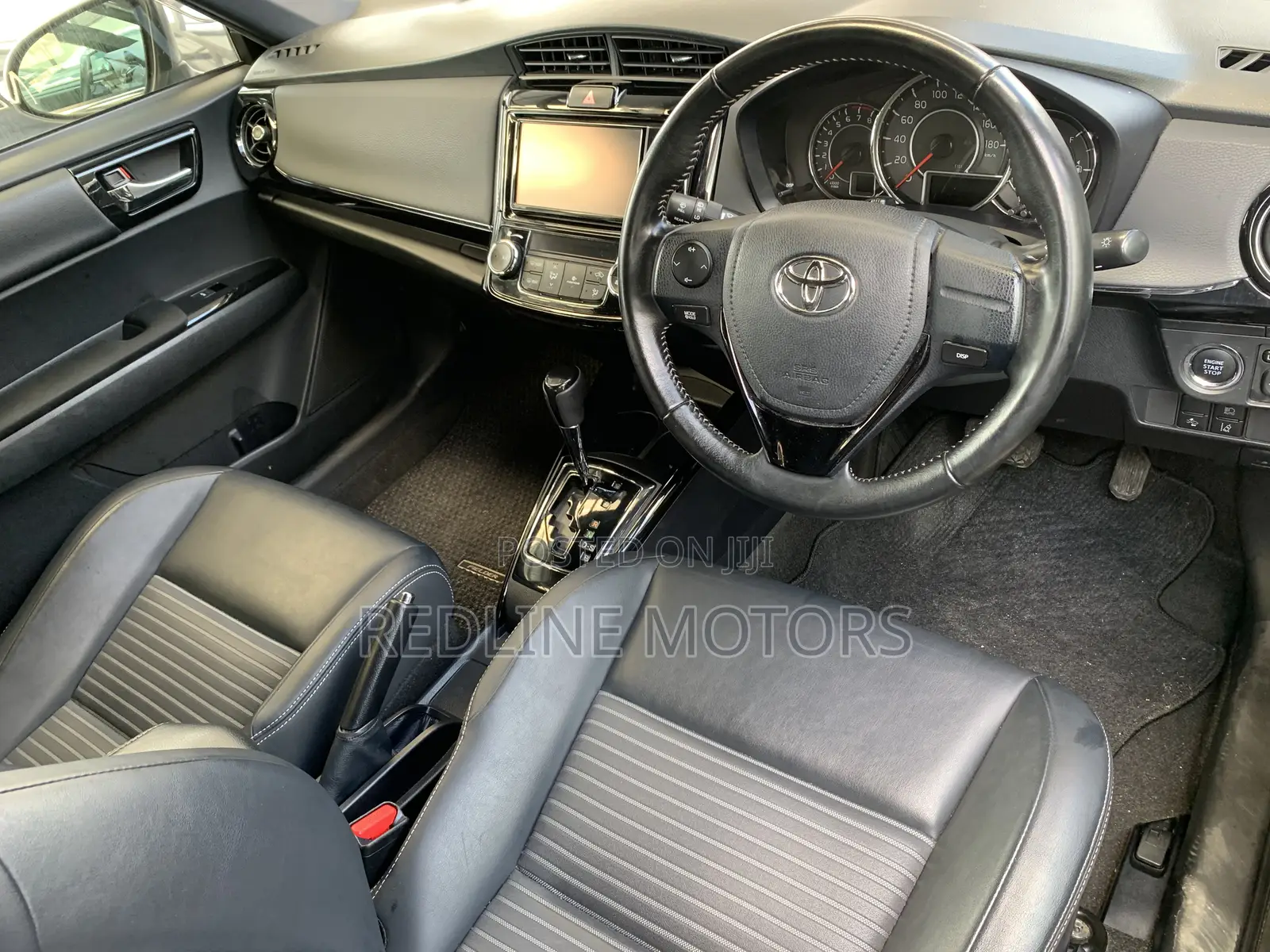 Toyota Corolla Fielder 1.5 Petrol AWD 2018 Pearl