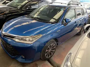 Toyota Corolla Fielder 1.5 Hybrid FWD 2018 Blue