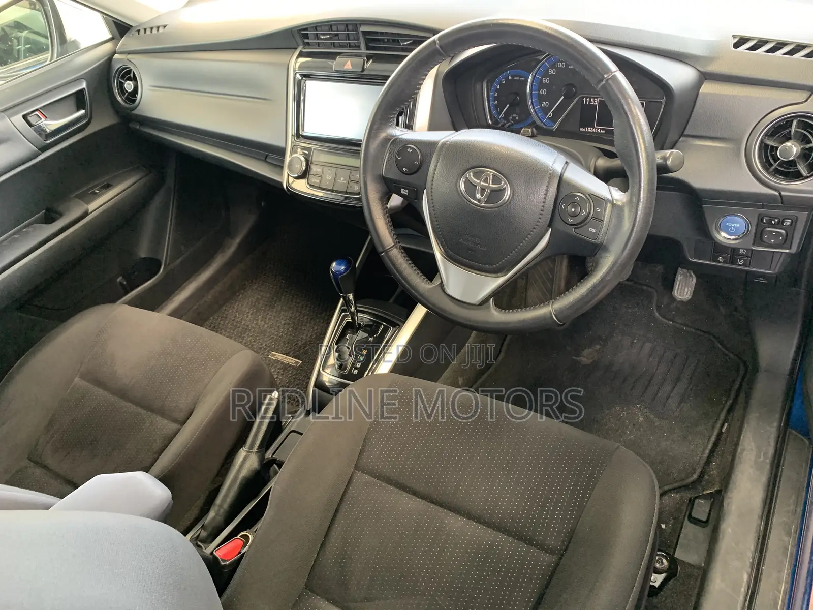 Toyota Corolla Fielder 1.5 Hybrid FWD 2018 Blue