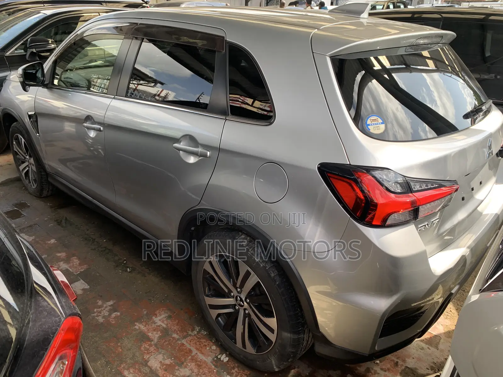 Mitsubishi RVR 2019 Silver