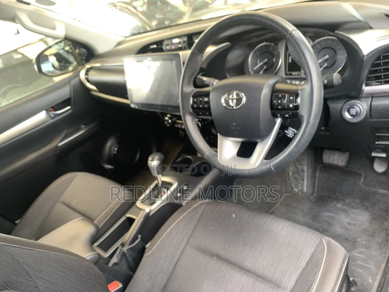 Toyota Hilux Revo Single Cab Deisel 2.4 RWD 2018 Ivory
