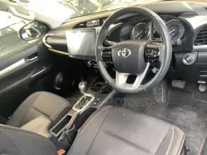Toyota Hilux Revo Single Cab Deisel 2.4 RWD 2018 Ivory