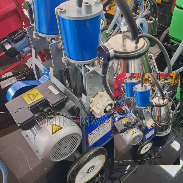 Milano Milking Machine - main view