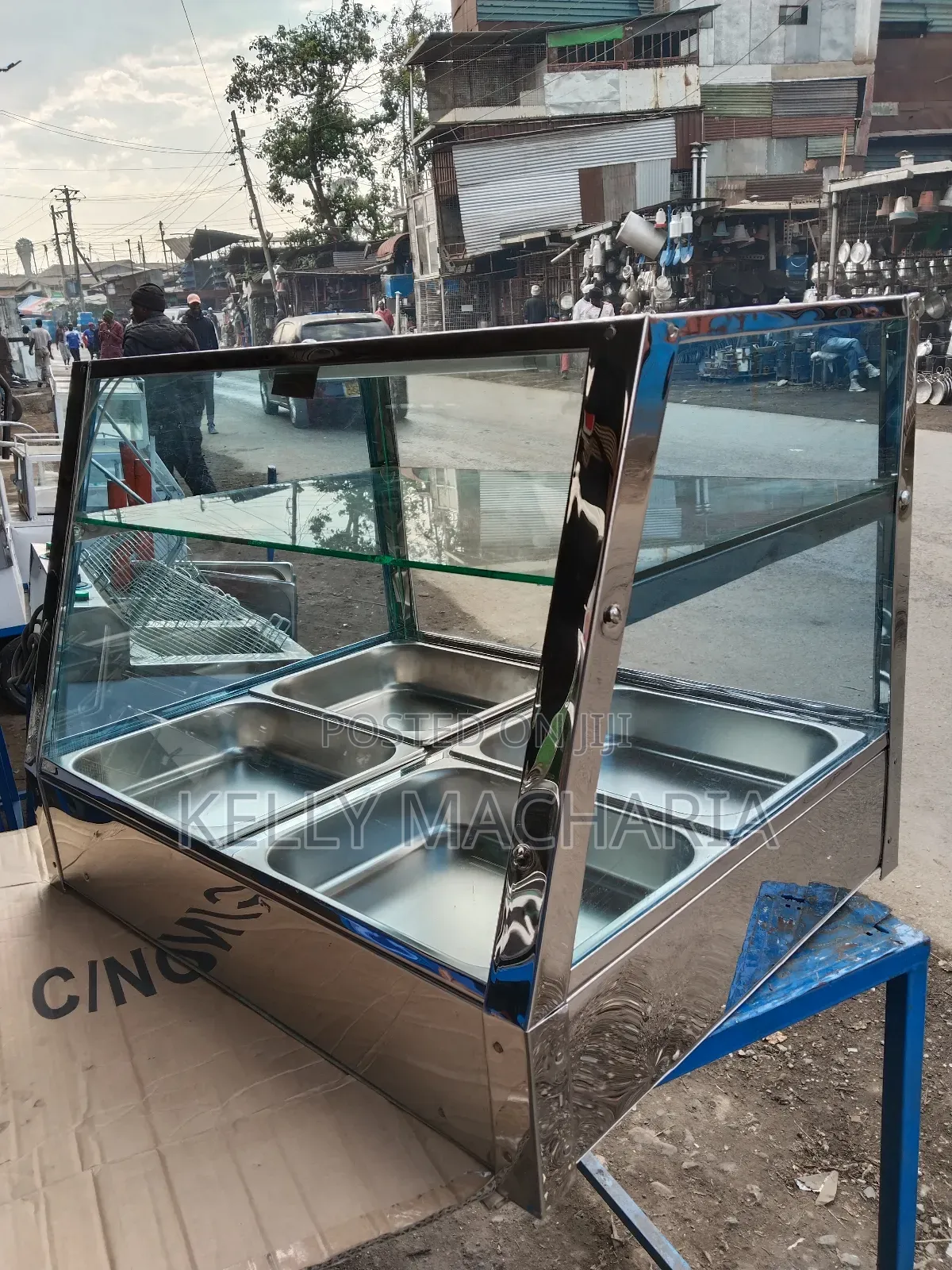 Commercial Sizes Food Warmers and Display /27