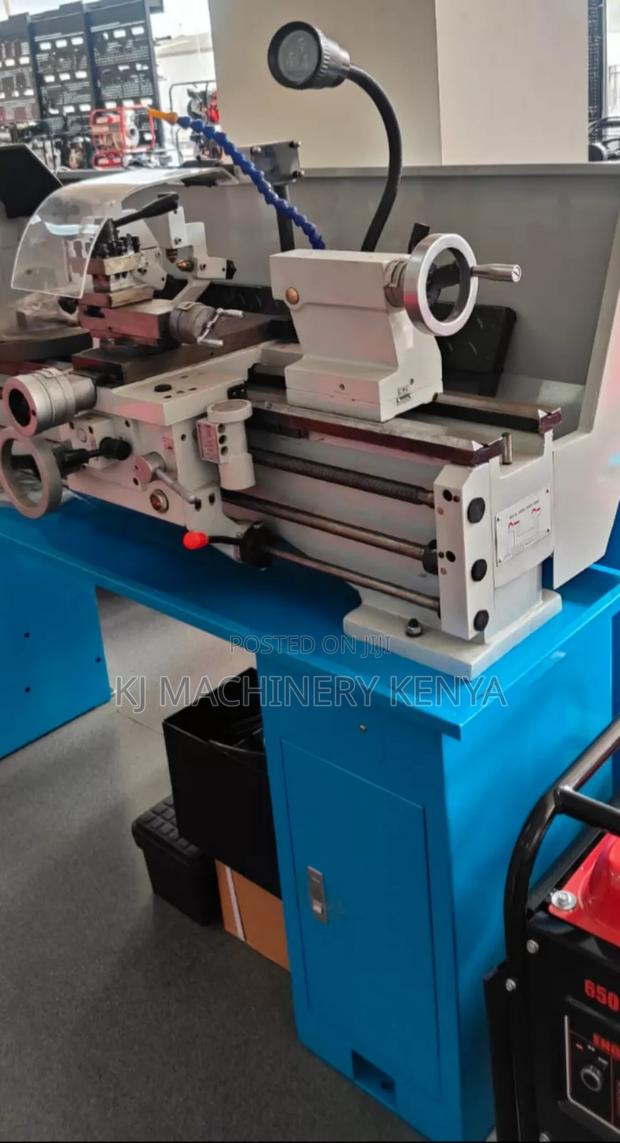 Metal Lathe Machine - thumbnail 2
