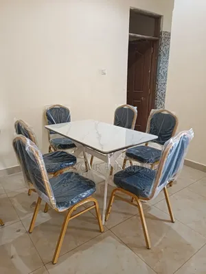 Unique Whitish Modern Dining/Hotel Table Plus 6 Chairs Gf4r