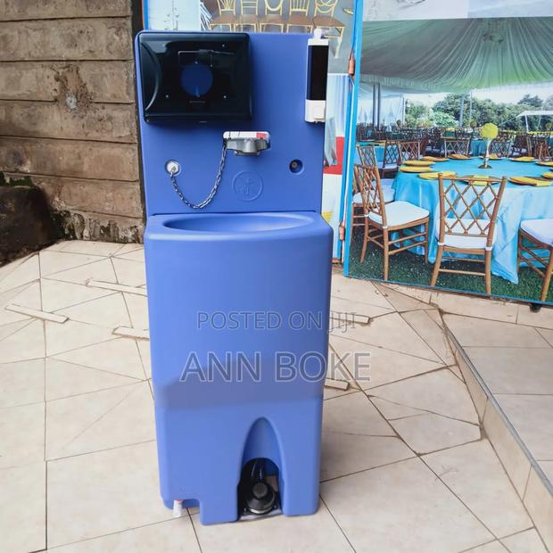 Single Handwash Station - main view