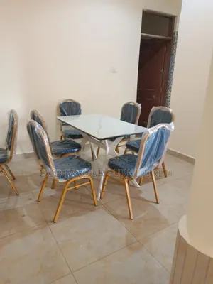 Top Notch Dining/Hotel Table White Plus 6 Chairs Faw3