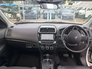 Mitsubishi RVR 2019 White