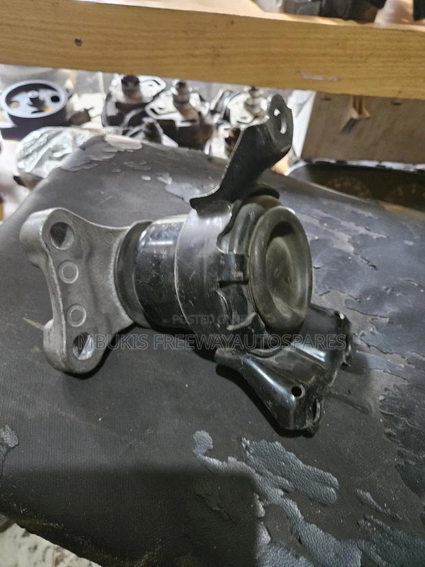 Engine Mounting Honda Vezel - thumbnail 3