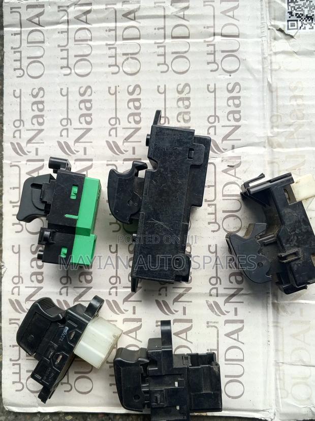 Variety of Vehicle Single Switches.