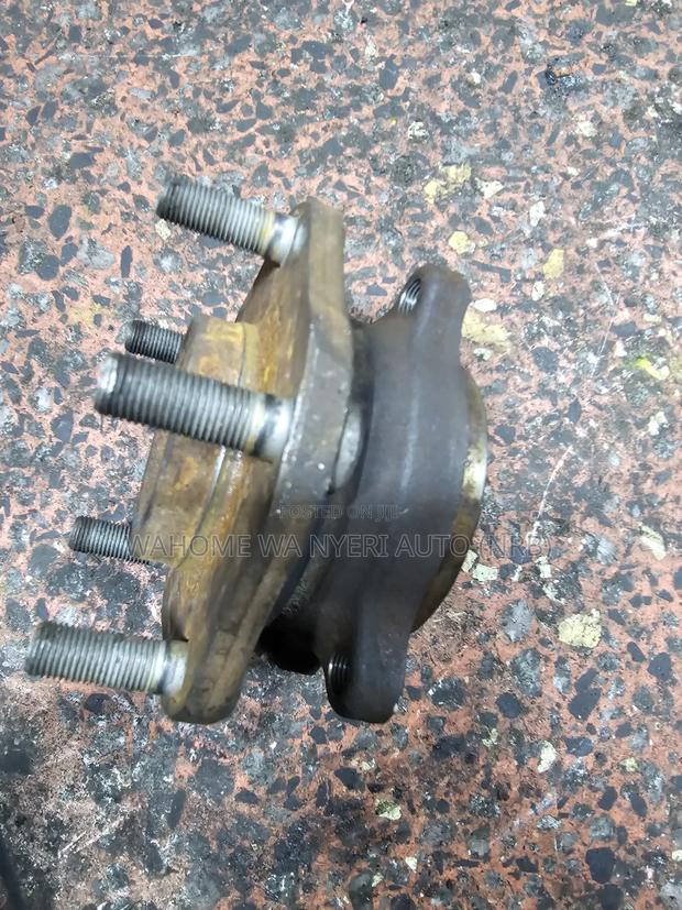 Front Hub Nt31 Nissan Xtrail,Lafesta - thumbnail 2