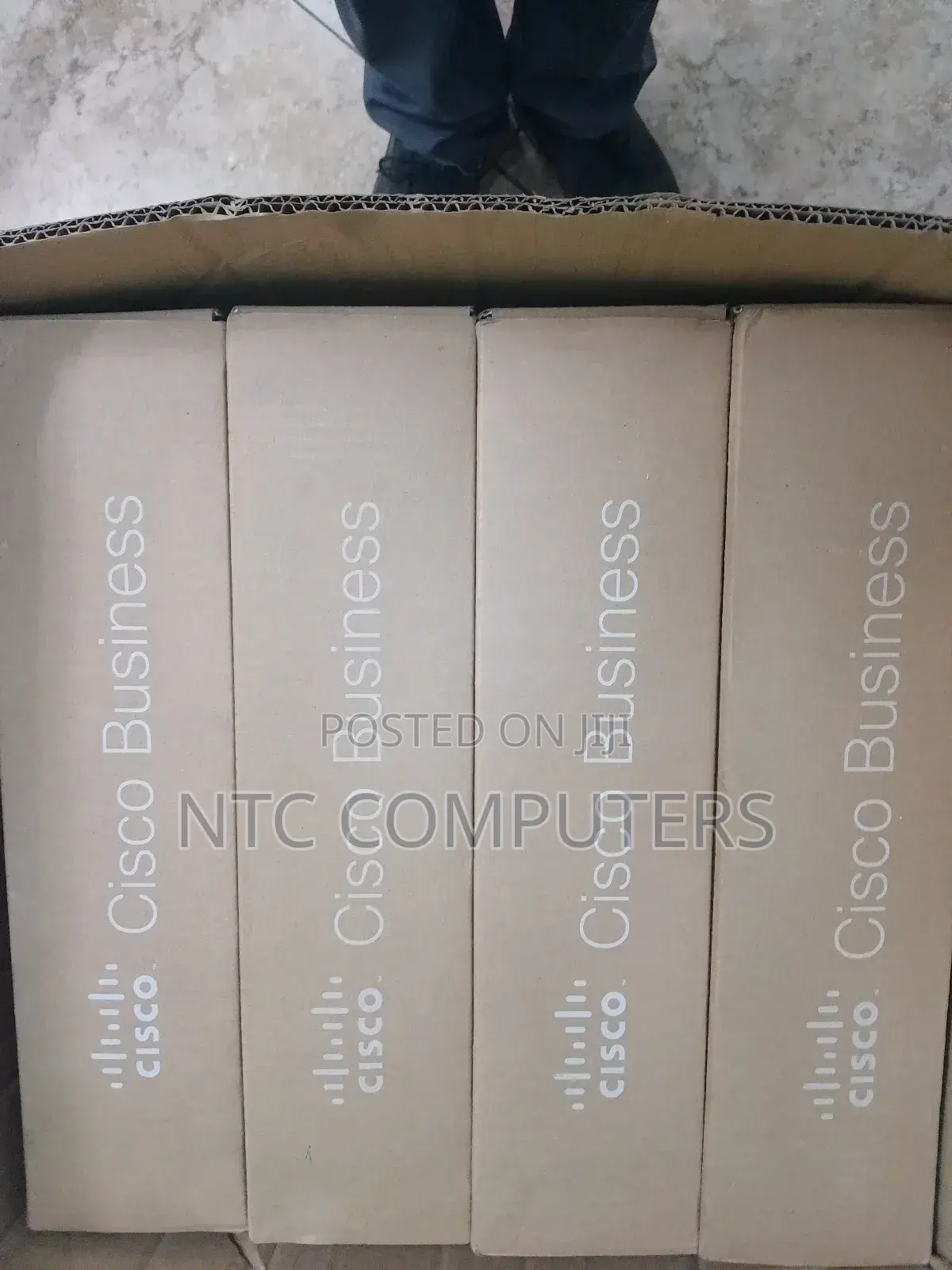 Cisco Cbs250-24p-4g 24 Port Gigabit Poe Smart Switch
